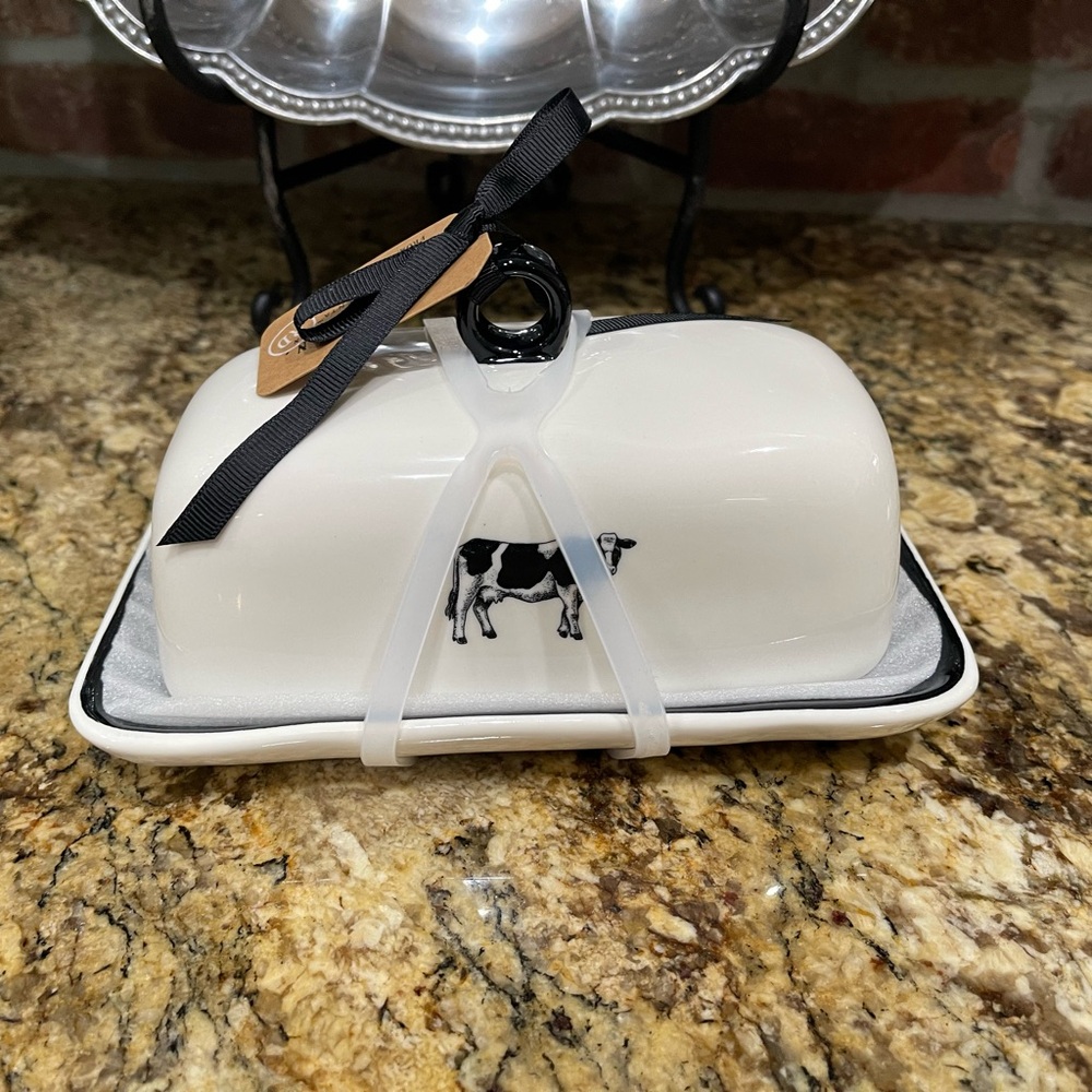 Bundle - Rae Dunn covered BUTTER dish  - farm line collection cow - Brand New!